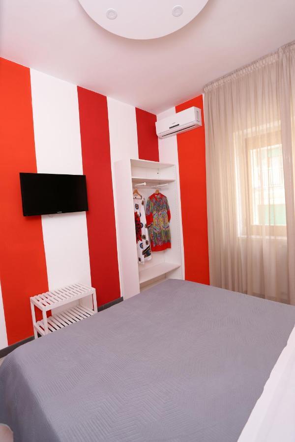 Guest House Le Tre Isole Sorrento Bagian luar foto